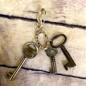 Key pendent